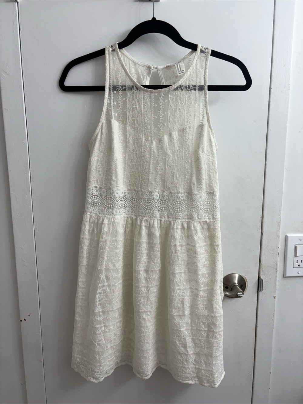 Forever 21 white Lace-Trim Sleeveless Dress